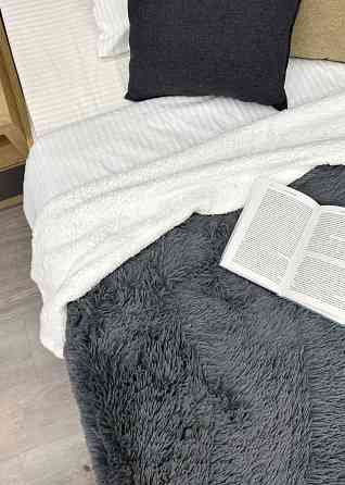 Плед-покривало 200х230 см (+-10см) Травка на овчині колір графітовий з білим (87-219) Київ