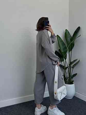 Женский легкий брючный костюм двойка: рубашка и брюки американский креп Серый, 44/46 Одесса