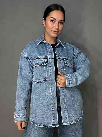 Рубашка женская Dicesil 2065 джинсовая оверсайз с накладными карманами голубая, голубой, 2XL Киев