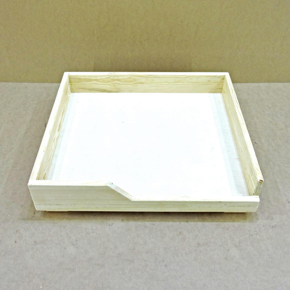 Лежак деревянный для собаки 