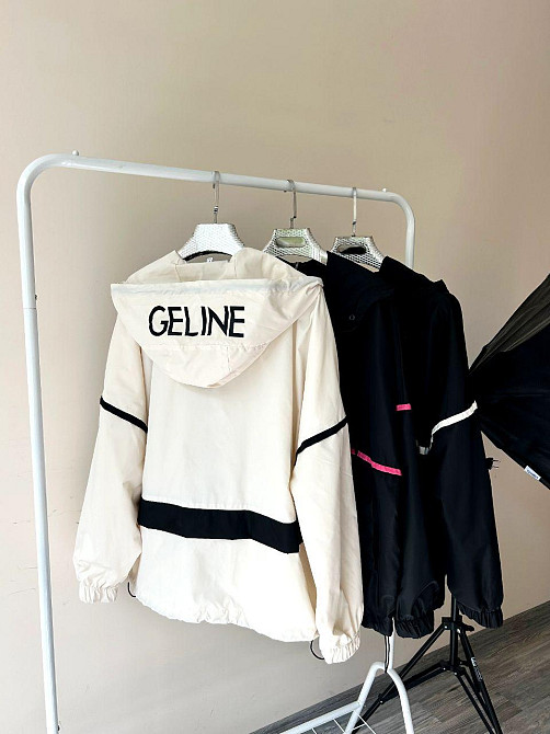 Женская ветровка оверсайз с двойным капюшоном плащевка эмми Белый, 42/46 Одесса - изображение 3