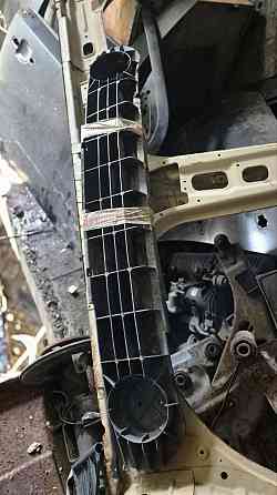 Передний усилитель бампера ВАЗ Калина 2004–2015 Киев