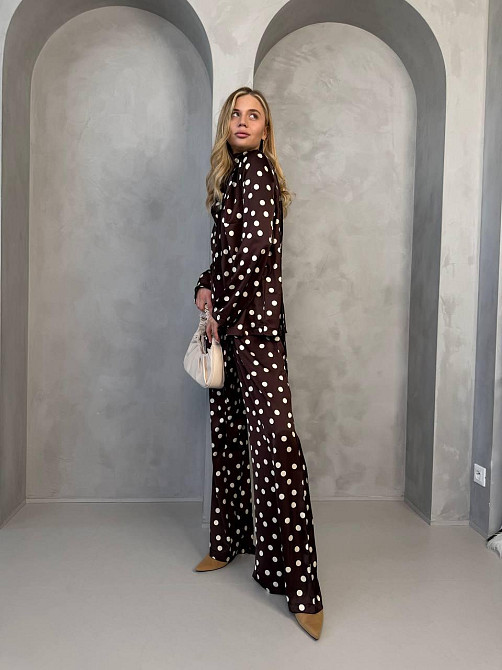 Женский стильный свободного кроя костюм из шелка сатина Шоколад Одесса - изображение 3