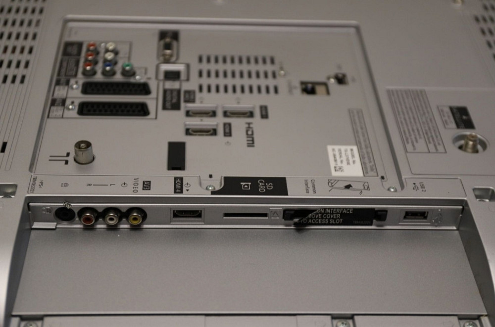 Телевізор Panasonic TX- L37V20E 37 Дюймів. Харків - фото 2