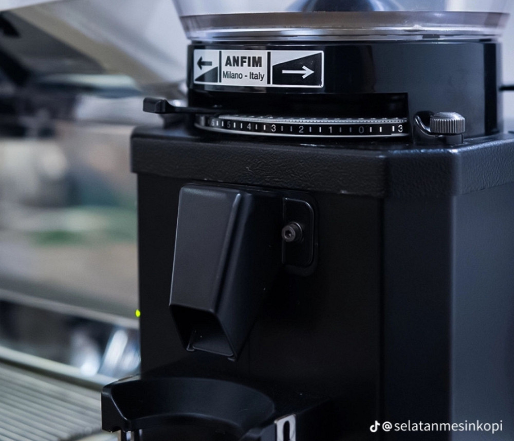 Nuova Simonelli Aurelia II професійна кавомашина. Харків - фото 2
