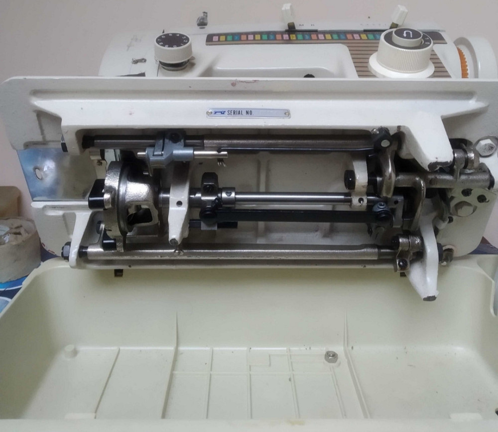 Швейна машинка ELEKTA Київ - фото 5