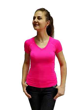 Женская спортивная футболка Nike Киев