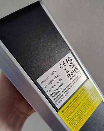 Аккумуляторный бустер, компрессор c фонариком — авто/вело/мото/матрац. Харків