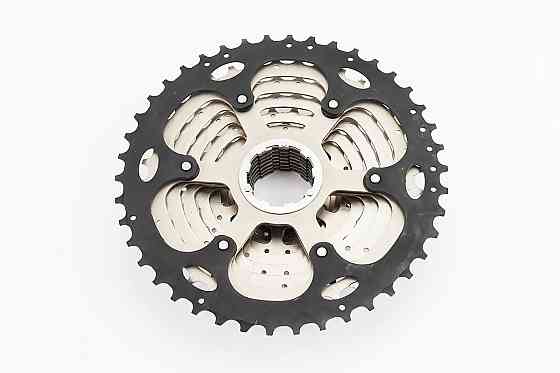 Касета 11зв. 11.13.15.17.19.21.24.28.32.36.42Т (трансмісія 1х11), сріблясто-чорна Київ