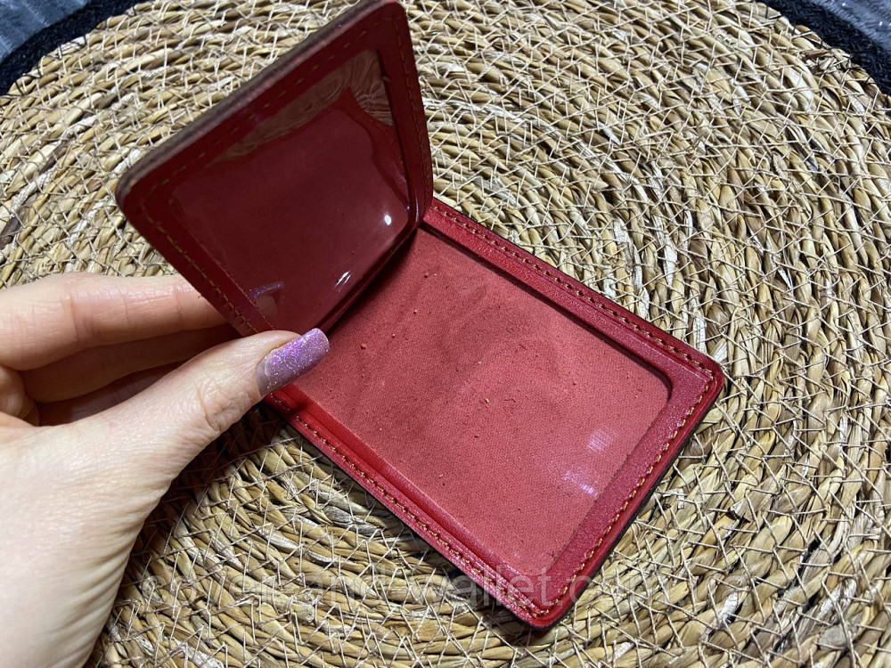 Червона шкіряна обкладинка для пенсійного посвідчення з відділенням для ID карти Київ - фото 2