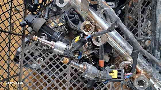 Оригінальні паливні форсунки з рейкою (планкою) для Kia Sportage 2016–2021 Київ