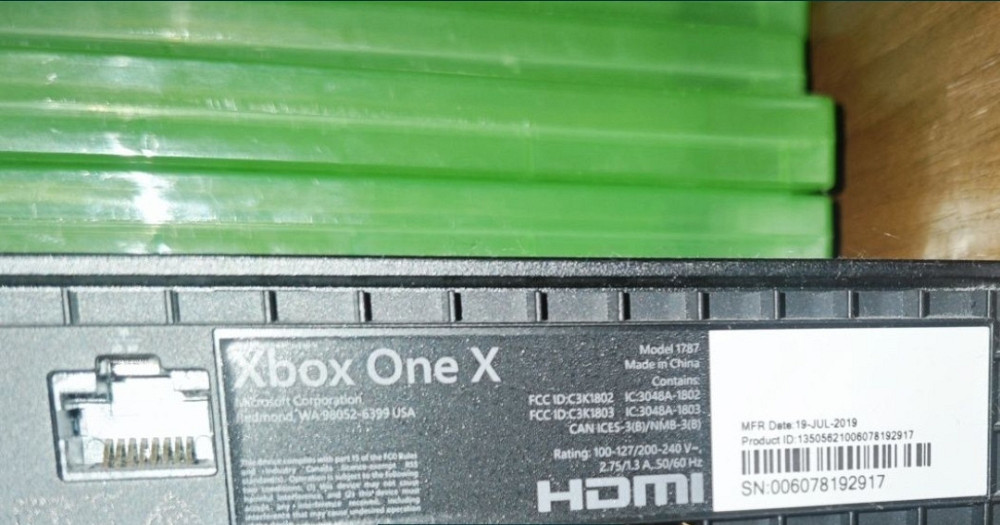 Игровая Приставка Xbox one X 1TB. Киев - изображение 1
