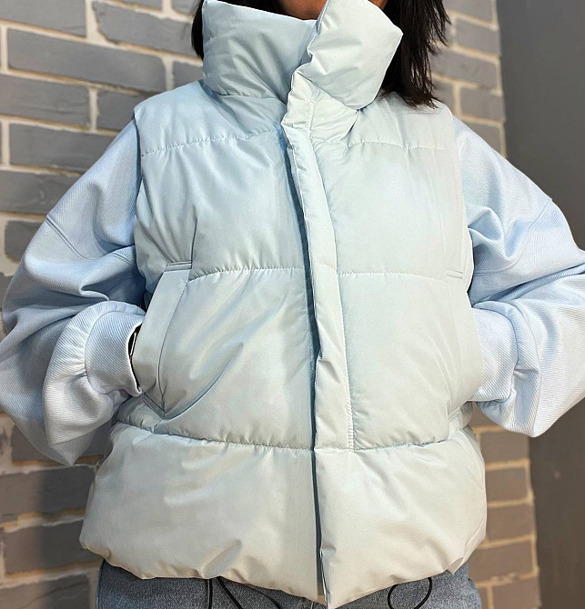 Жилет жіночий HAIZIYUAN 9021 комір стійка без капюшона середня довжина блакитний, блакитний, L Одеса - фото 3