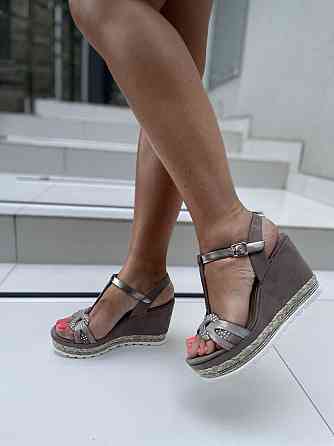 SMALL SWAN Босоніжки жіночі SMALL SWAN капучіно (літо, еко-замша) (942) 36р.37р.40р. Коломыя