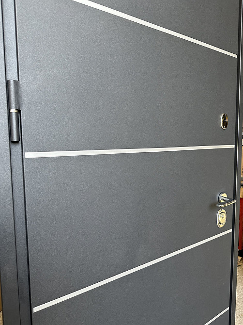 Двери уличные Redfort, модель Стрит Грей (Металл/МДФ) , комплектация Комфорт (3 контура) Киев - изображение 5