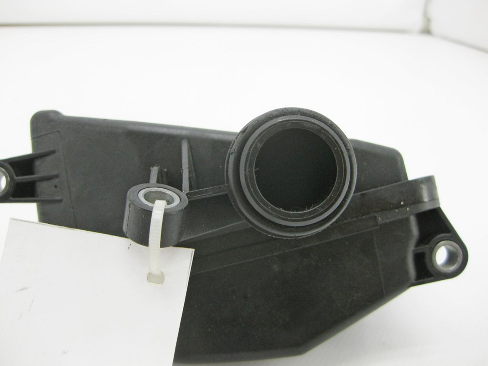 Mercedes-Benz  A6421400087 Демпфер - шумоглушник впускного повітря двигуна OM642 V6 3.0 cdi Одесса - изображение 10