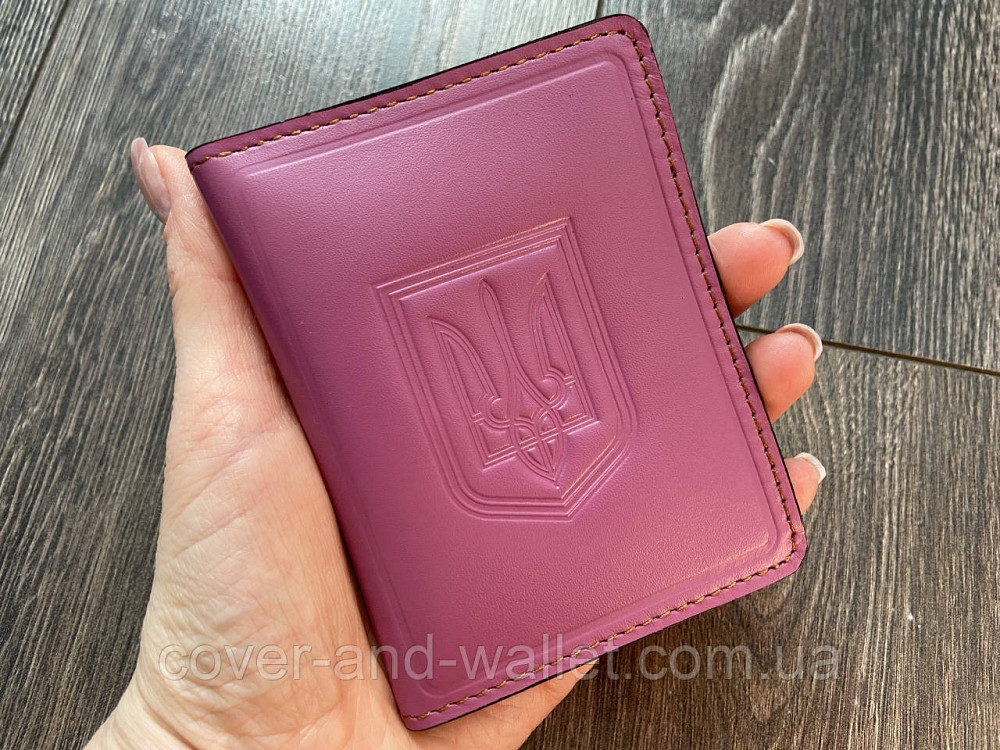Обложка для пенсионного удостоверения и авто документов с гербом Украины Киев - изображение 4