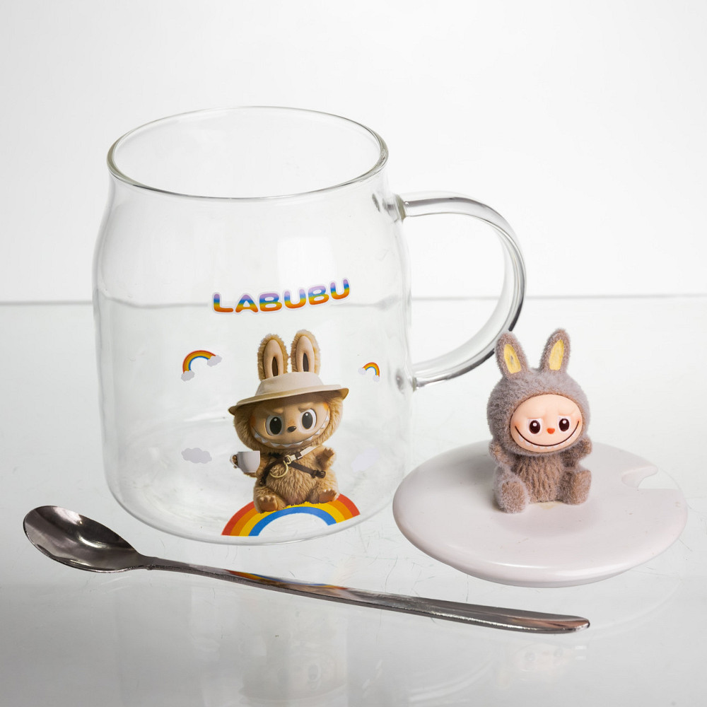 Новорічна велика скляна чашка "Лабубу" з кришкою та ложкою 600 мл,Святкова кружка чашка для дітей на подарунок Коричневий FM-56C Київ - фото 3