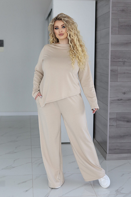 Жіночий костюм з асиметричним лонгслівом "Travel" | Батал Київ - фото 4