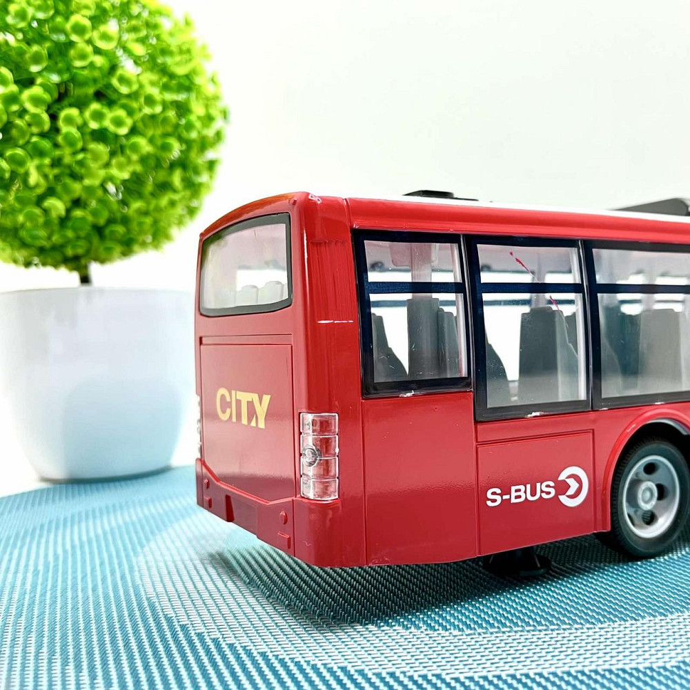 Автобус міський на радіокеруванні акумулятор 3.7V керування 2.4GHz підсвічування фар 38см Червоний (666-695 NA) Чернігів - фото 10