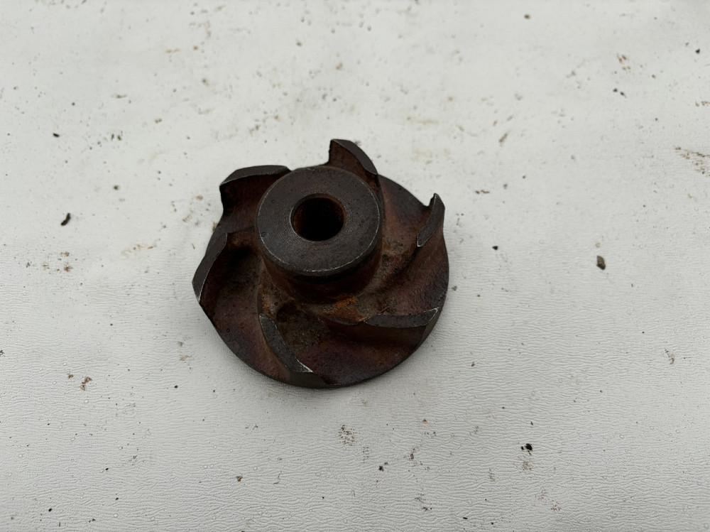 Крыльчатка водяного насоса Д-240, Д-243, Д-245 (нового образца). 240-1307074-В. Харьков - изображение 1