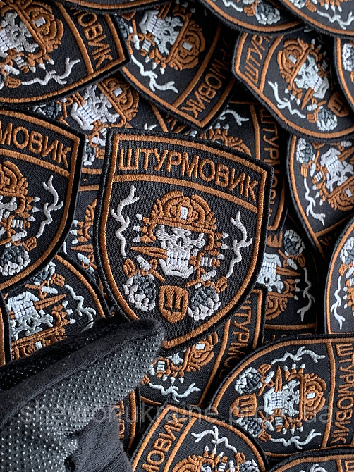 Шеврон ШТУРМОВИК (Форма щит. На липучке) Размер 9x7см Киев - изображение 6