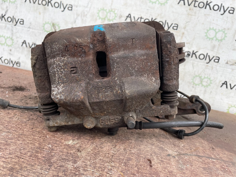 Супорт передній правий Nissan Qashqai 2007-2013 Ковель - изображение 2