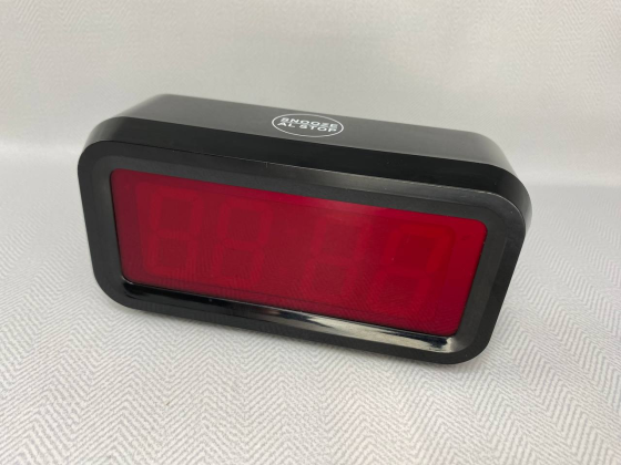 Б/В Цифровий будильник Timegyro 1,2" LED на батарейках, настільний/настінний годинник з нічним режимом Київ