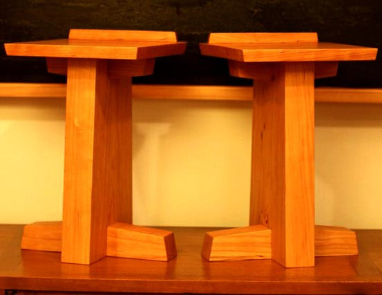 Стойка под акустику 