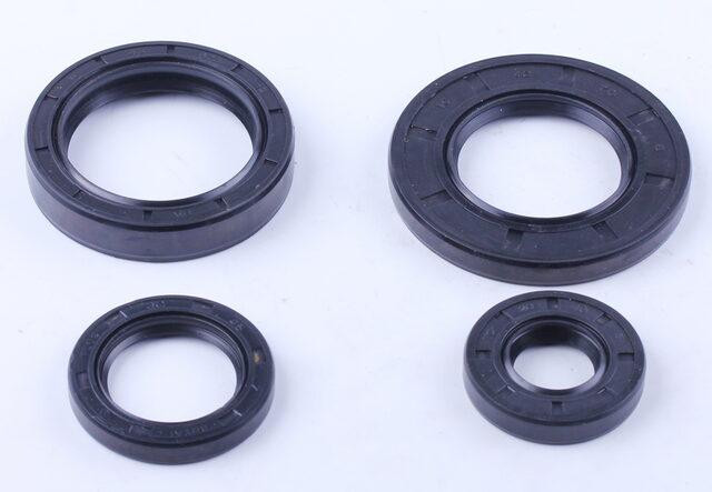 Комплект сальников на дизельный двигатель 180N, 4 шт Мукачево - изображение 1