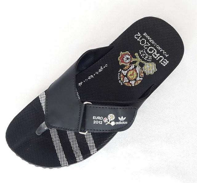 Чоловічі Шльопанці Тапочки Adidas Сланці В'єтнамки Адідас Чорні (розміри: 44) Дніпро - фото 3