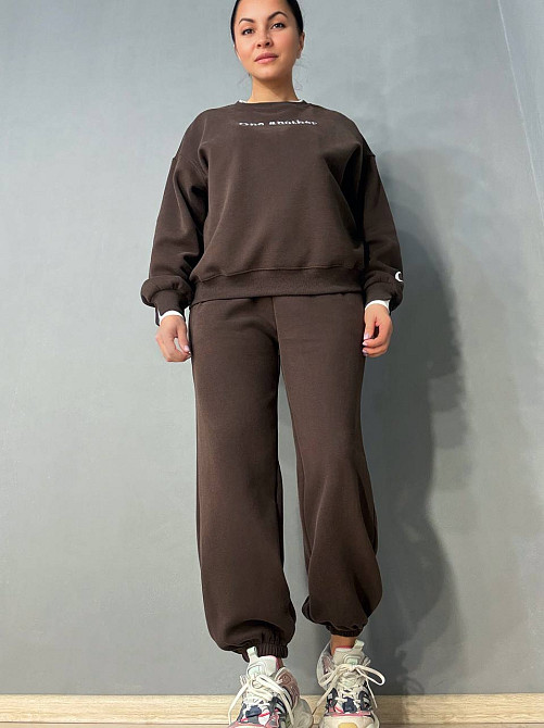 Костюм женский A-N 27063 свитшот и джогеры оверсайз с вышивкой коричневый, коричневый, S Киев - изображение 5