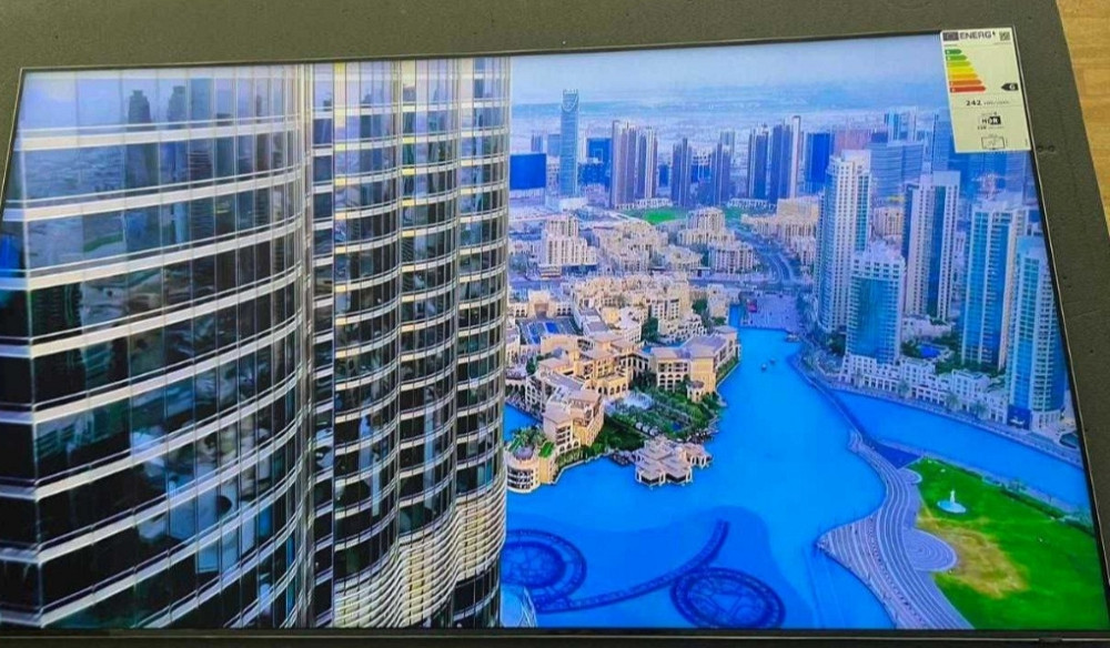 Телевизор: 65