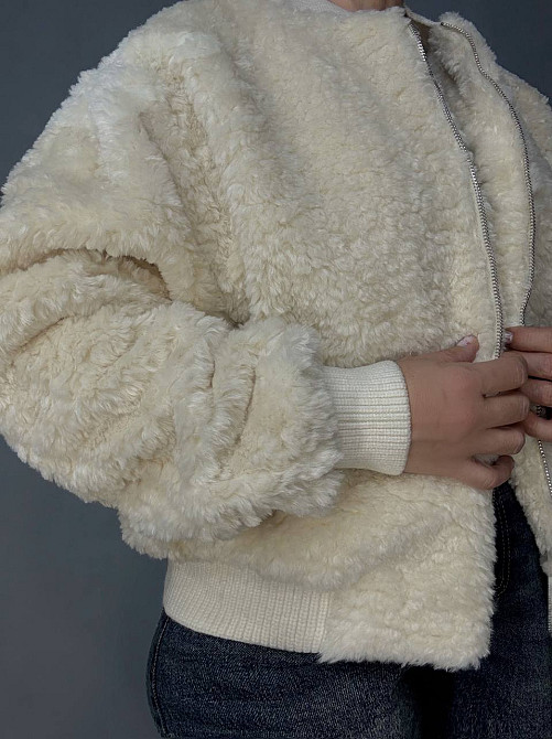 Шуба женская Lady Yep 10016 мех тедди бомбер короткая оверсайз молочная, молочний, 44 Киев - изображение 15