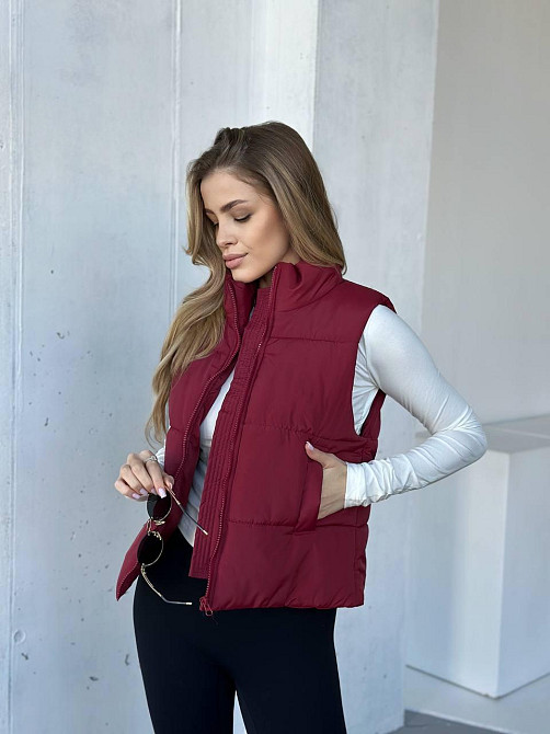 Жіноча тепла жилетка на блискавці плащівка емі на силіконі Бургунді, 42/44 Одеса - фото 9