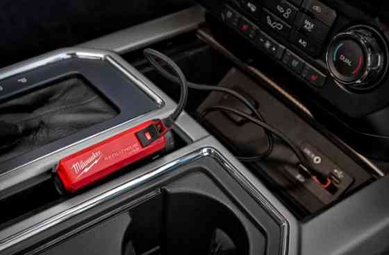 Акумулятор Li-Ion Повербанк 2,1А PPS-301 с зарядним пристроєм USB L4 MILWAUKEE 4932493335 Одеса