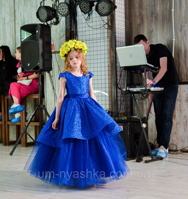 Длинное нарядное блестящее платье Бетси 128-134 Кривой Рог - изображение 1