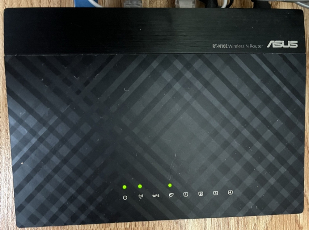 Сетевое оборудование: Modem Router TP-LINK + ADSL2 , ASUS Wireless N Router. Киев - изображение 1
