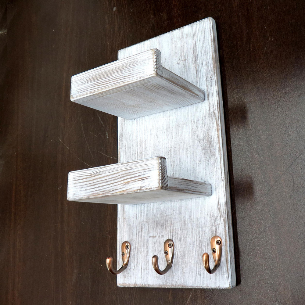 Полка для ванной 