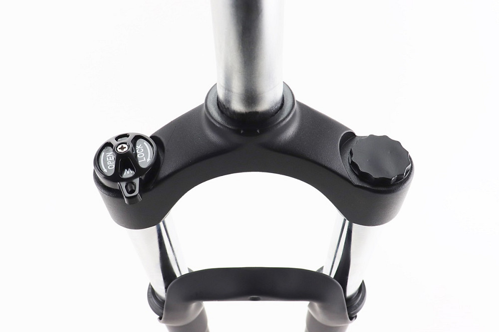 Вилка 26" амортизаційна, без різьби 1-1/8" (28,6мм), шток 255мм, з ходом 100мм, Disk-brake, пружинно-оливна, Lockout, чорна N780 Київ - фото 3