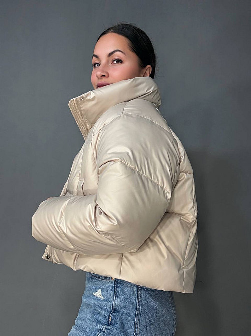 Куртка женская Lady Yep 30083 пуффер короткая глянцевая бежевая, бежевый, M Киев - изображение 10