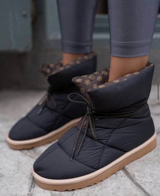 Дутіки жіночі Туреччина чорні плащівка зима висота 20см (5201) 38р.39р.40р. Коломыя - изображение 3