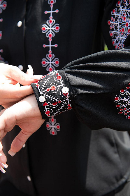 Жіноча вишиванка-сорочка з довгим рукавом лляна топ Київ - фото 3