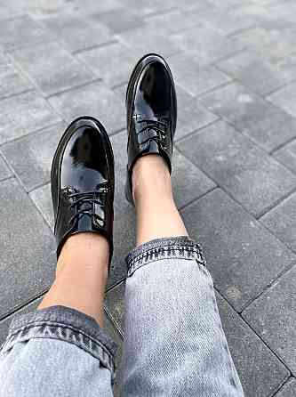 Виконт Туфлі жіночі VIKONT 70-47-42 чорні (весна-осінь, шкіра лакована) (4796) Коломия