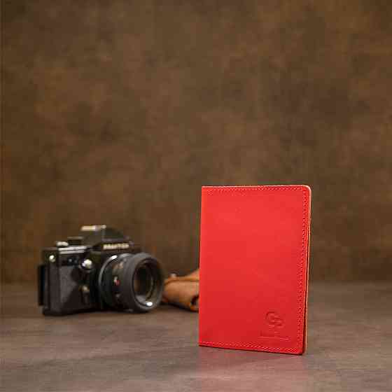 Яскрава обкладинка на паспорт з натуральної шкіри GRANDE PELLE 11484 Червоний Київ