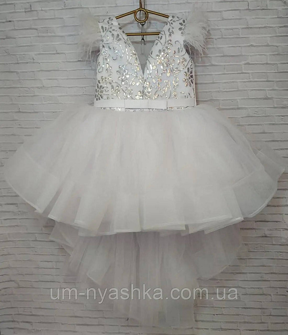 Сукня Сніжинка Дитяча біла сукня зі шлейфом та пір'ячком 116-128 Кривий Ріг - фото 1
