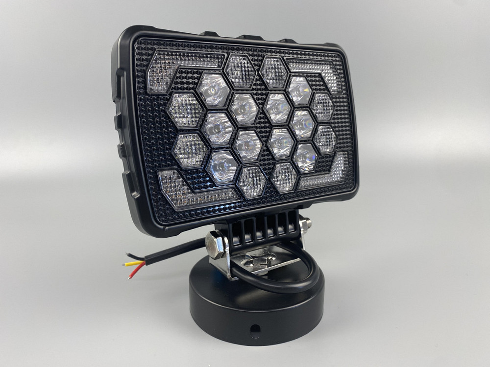 Фара LED квадратна 18 Led chip 12/24V. Широкий промінь + DRL світло + стробоскоп, світло 6500 К, IP67 Мукачево - фото 7