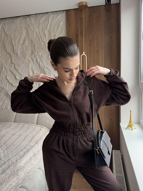 Женский теплый повседневный комбинезон с капюшоном турецкий флис Шоколад, 50/52 Одесса - изображение 1