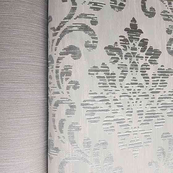 Шпалери флізелінові еко Galerie Metallic FX 0,53Х10 англійські вензелі завитки сріблясті структурних на сірому Київ