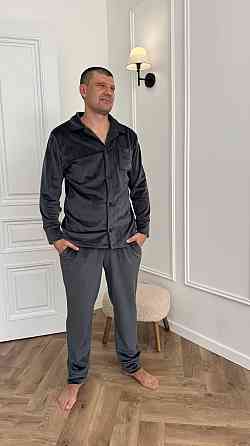 Піжама чоловіча велюрова на ґудзиках Графітовий S Харків